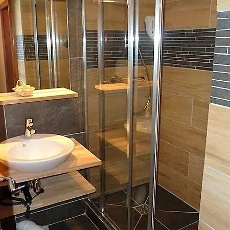 L'hermine Blanche 3*